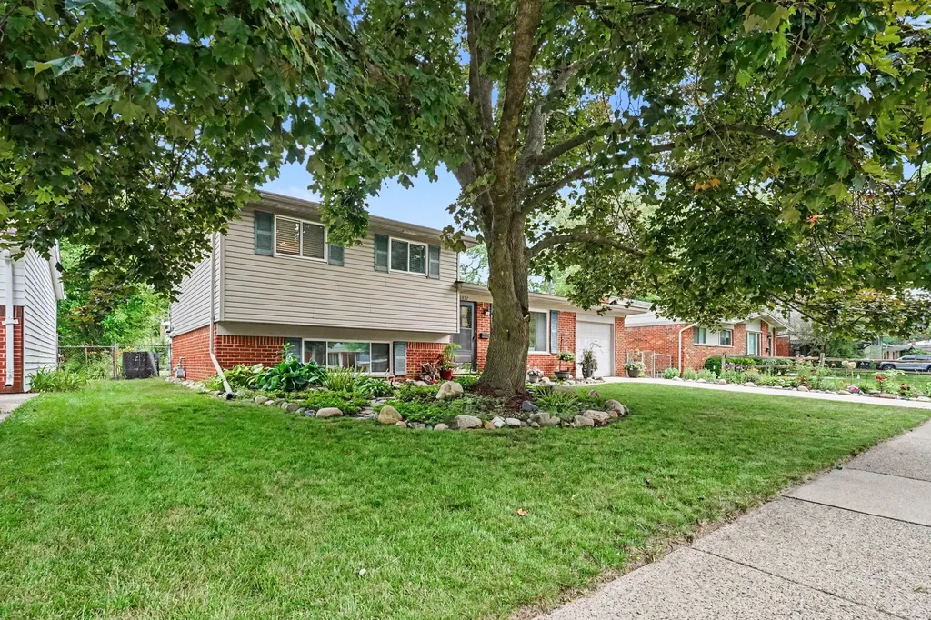 2857 Verle Avenue Ann Arbor City MI 48108