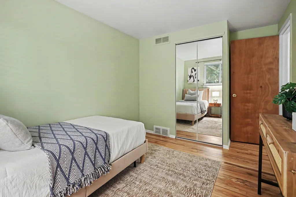 2857 Verle Avenue Ann Arbor City MI 48108