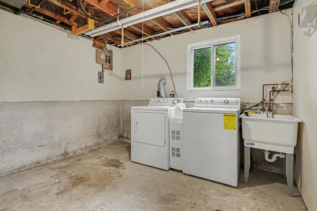 2857 Verle Avenue Ann Arbor City MI 48108