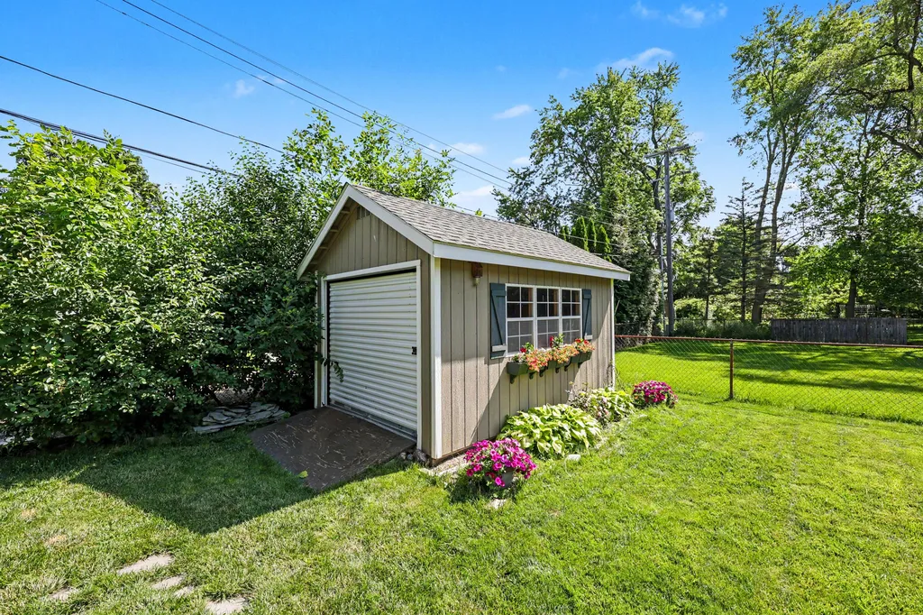 2857 Verle Avenue Ann Arbor City MI 48108
