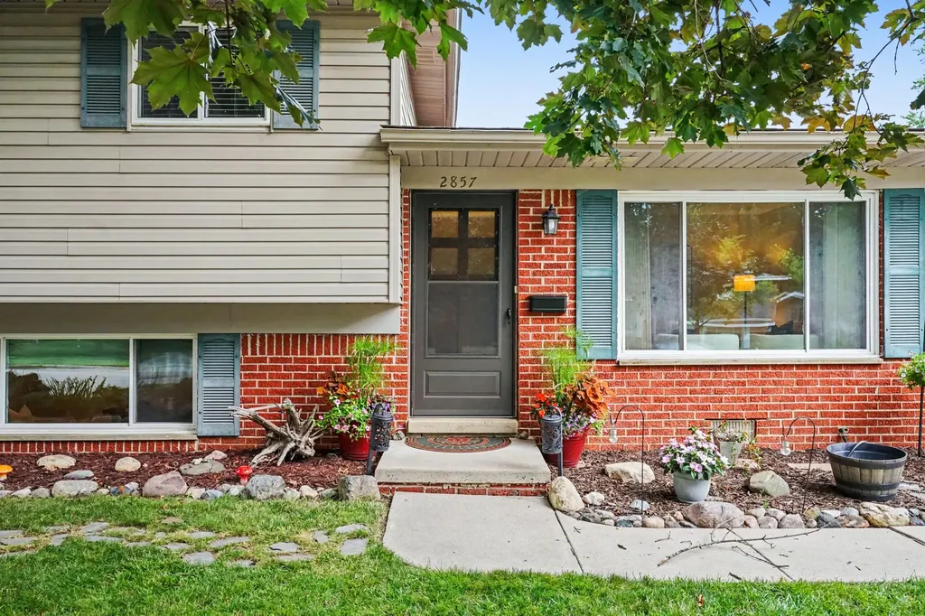2857 Verle Avenue Ann Arbor City MI 48108