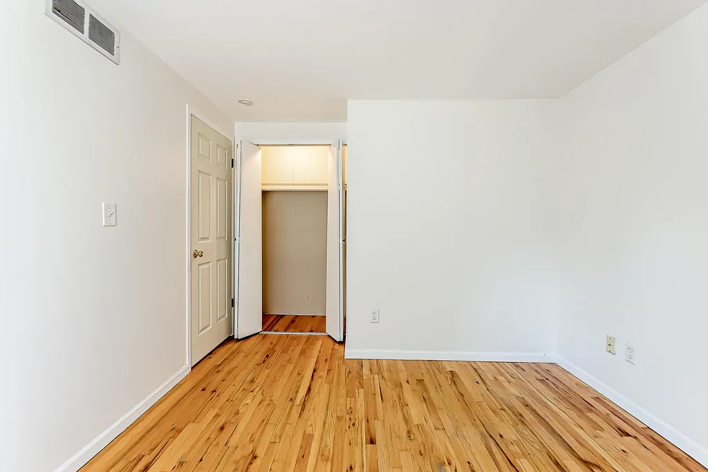 2897 Ticknor Court Ann Arbor City MI 48104
