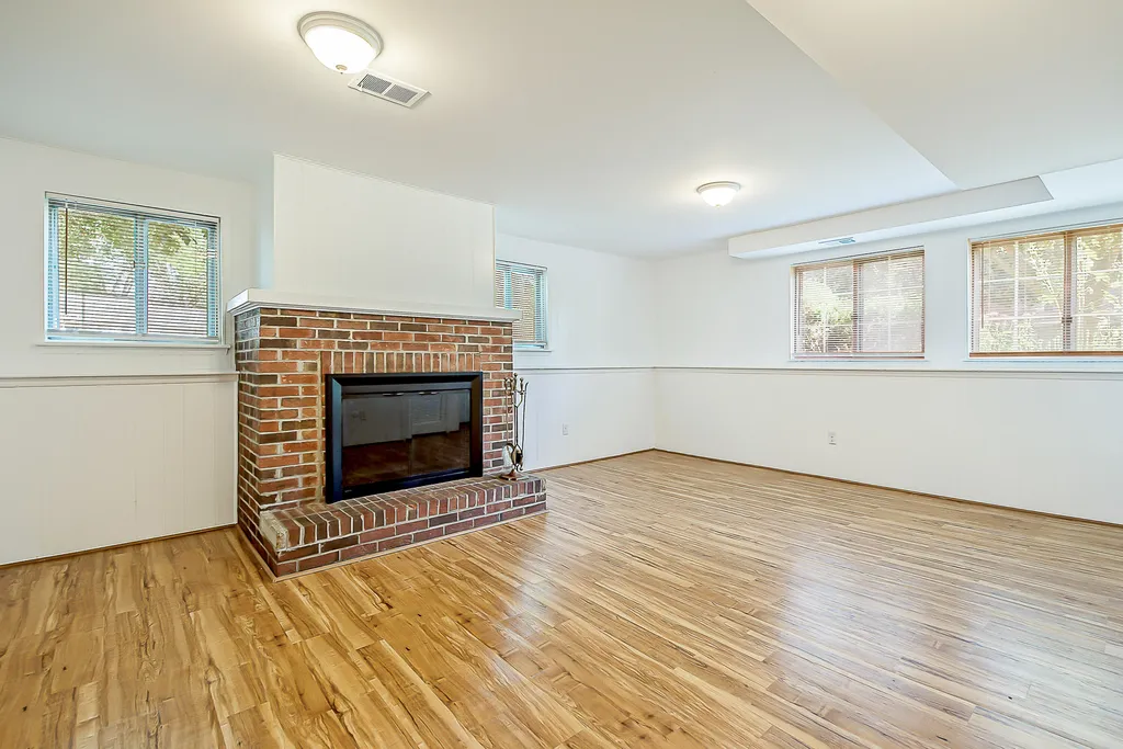 2897 Ticknor Court Ann Arbor City MI 48104