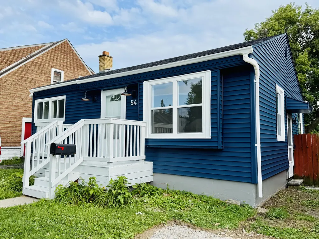 54 E Fairmount Avenue Pontiac City MI 48340