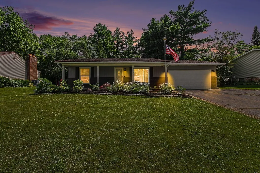 9155 Satelite Drive Walled Lake City MI 48386