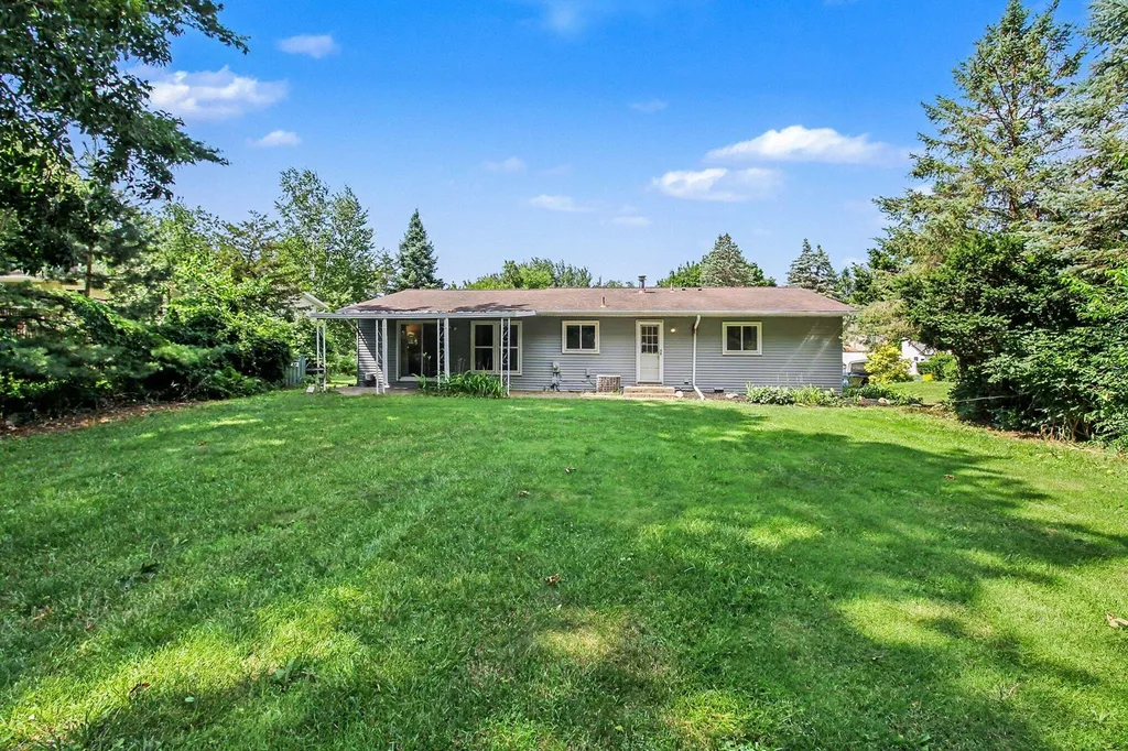 9155 Satelite Drive Walled Lake City MI 48386