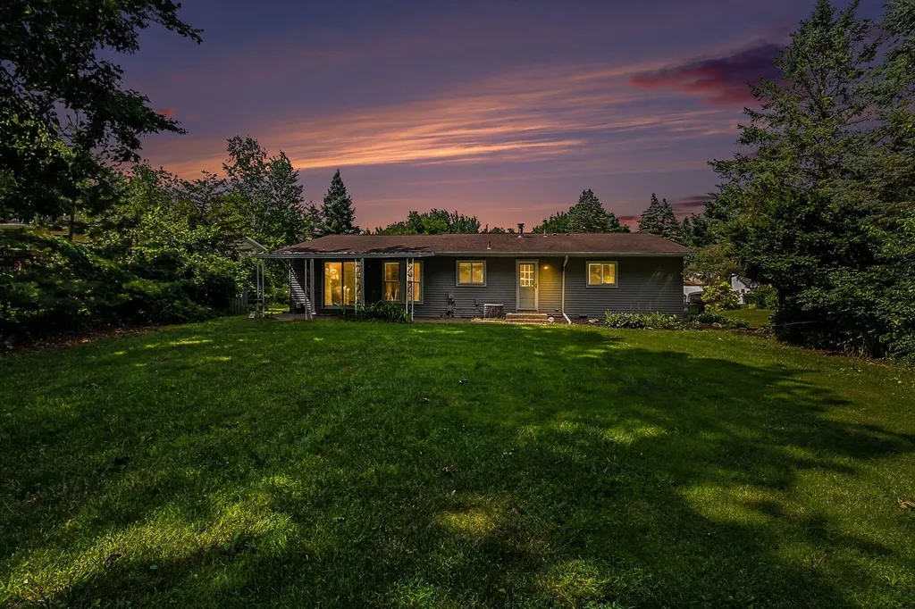 9155 Satelite Drive Walled Lake City MI 48386