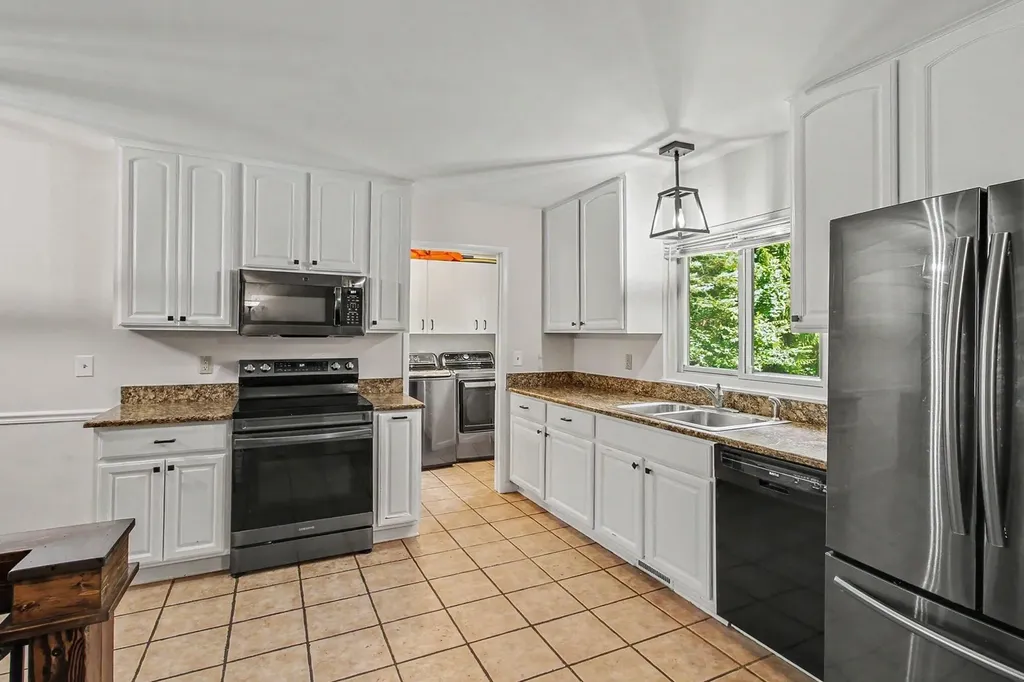 9155 Satelite Drive Walled Lake City MI 48386
