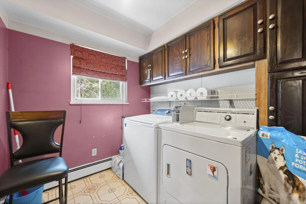 24319 Tamarack Trail Southfield City MI 48075