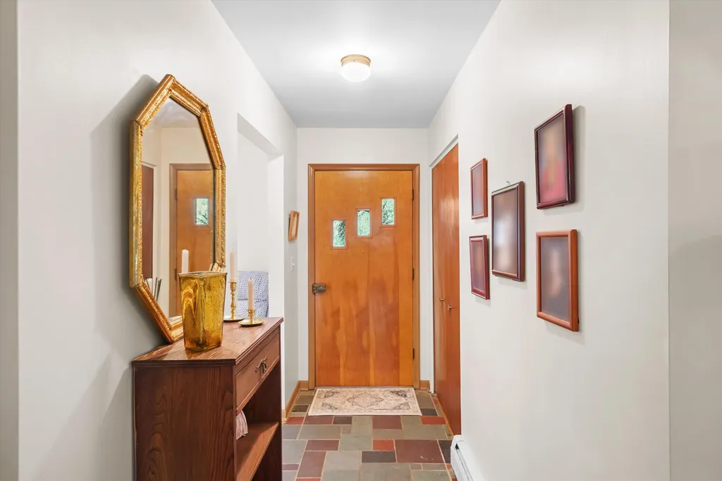 45145 Jeanette Avenue Van Buren Charter Township MI 48111