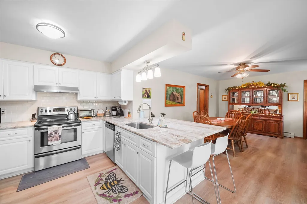 45145 Jeanette Avenue Van Buren Charter Township MI 48111