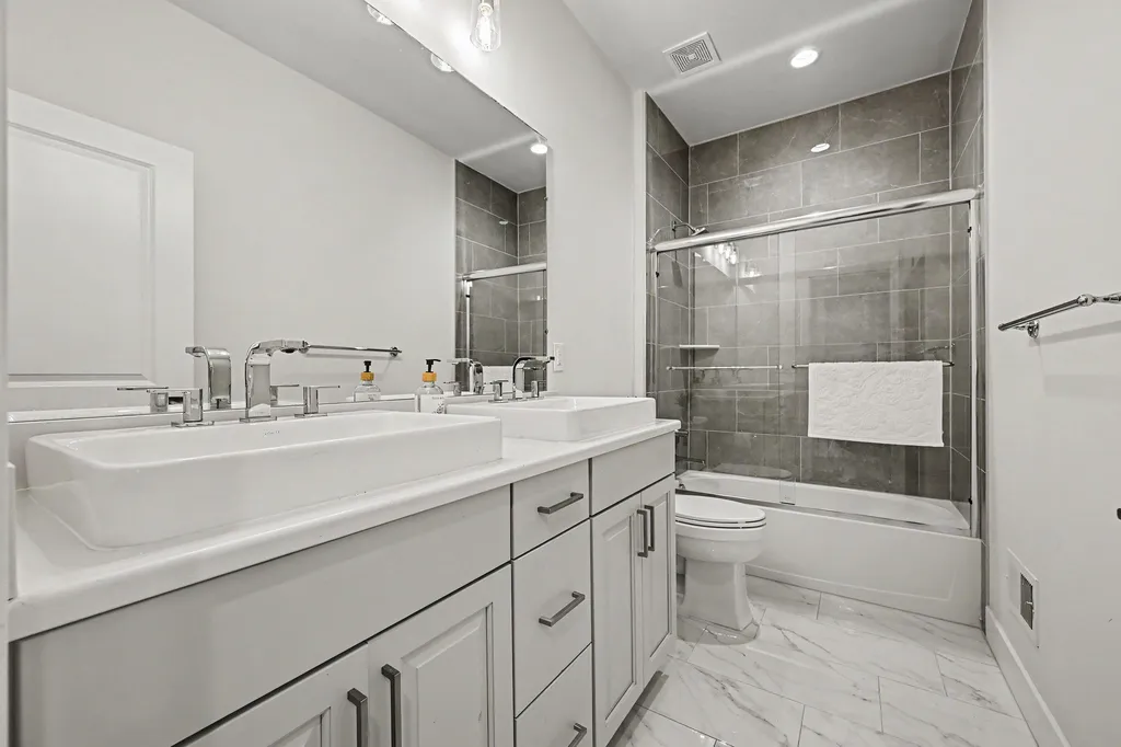 589 Concord Pines Drive Ann Arbor City MI 48105