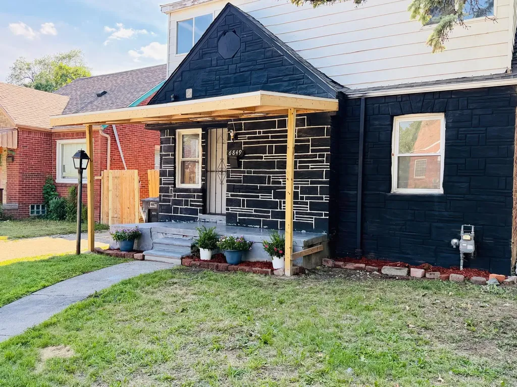 6849 SW Rosemont Avenue SW Detroit City MI 48228