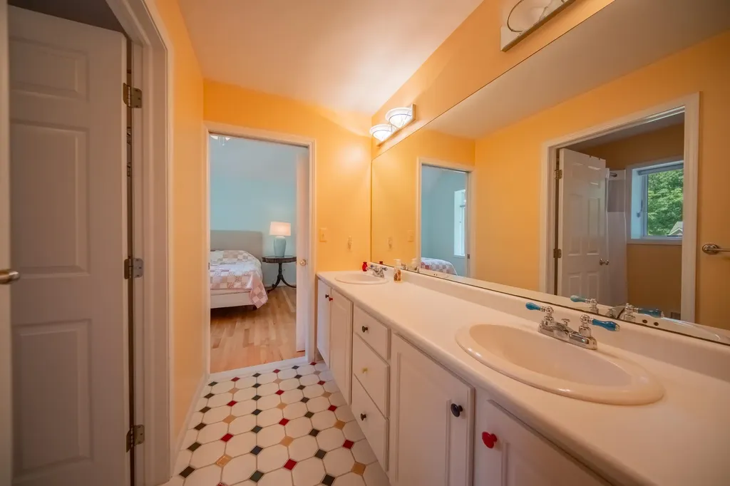 380 Wild Fox Court Scio Township MI 48103