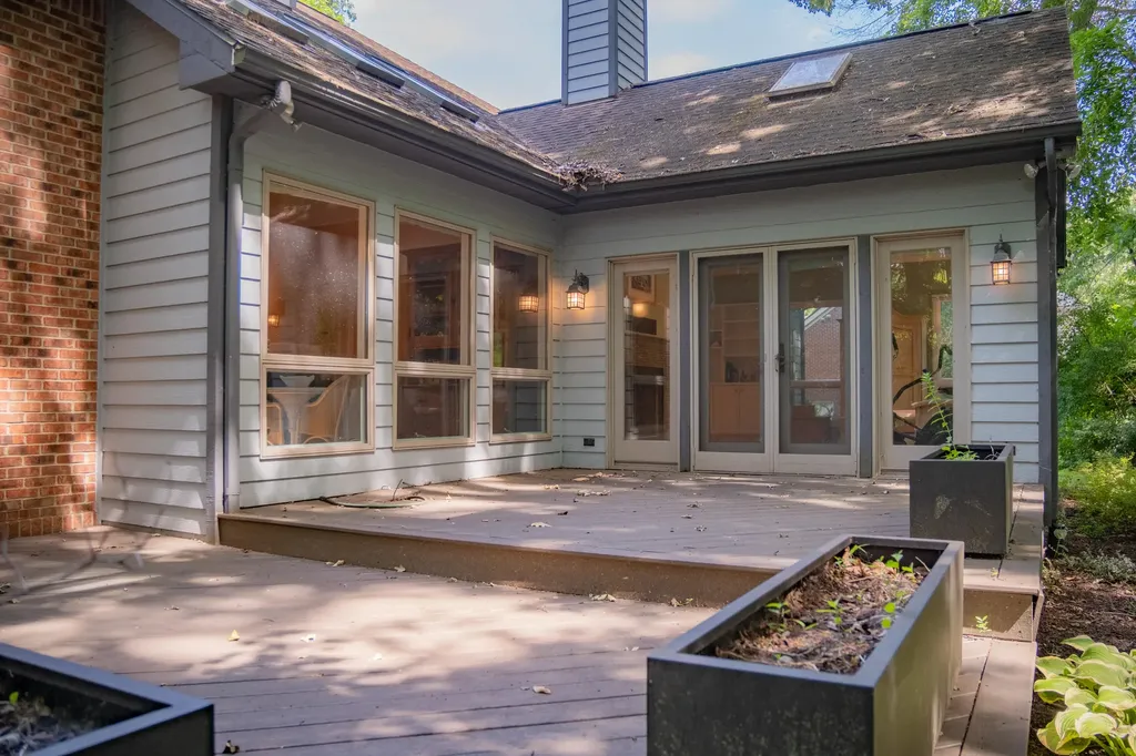 380 Wild Fox Court Scio Township MI 48103