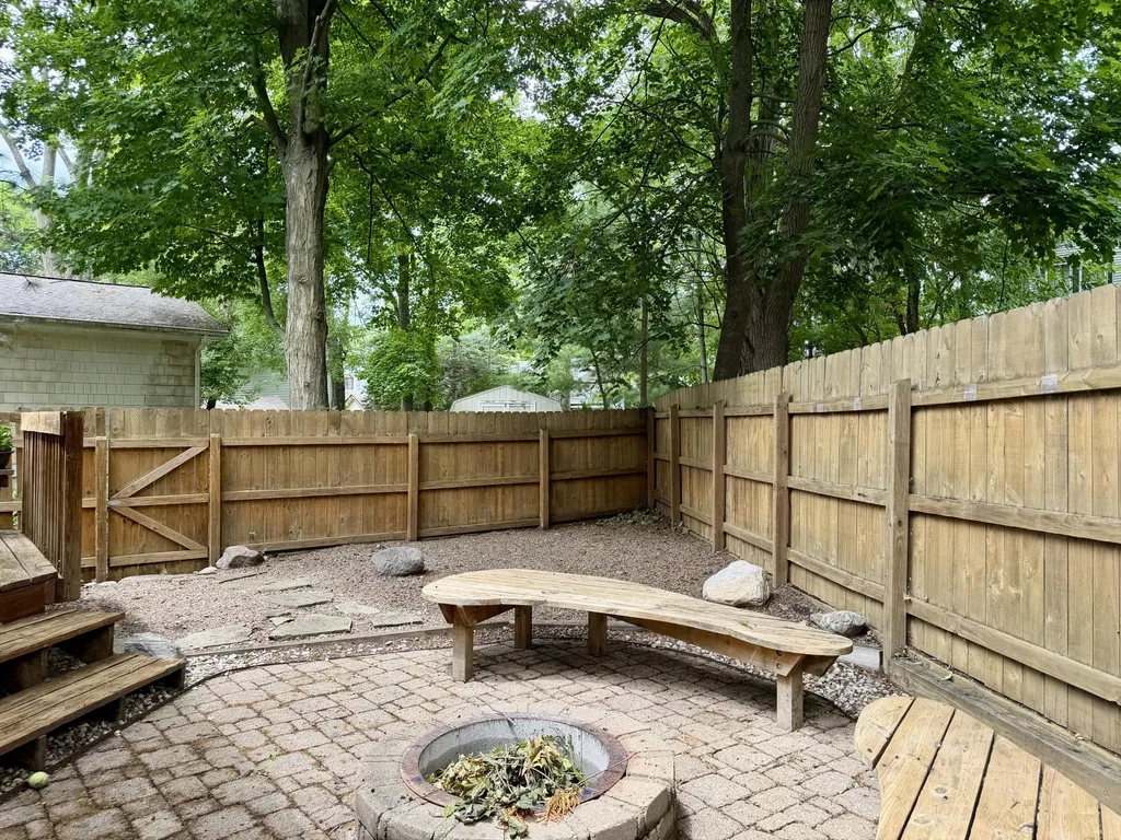 1201 Granger Avenue Ann Arbor City MI 48104
