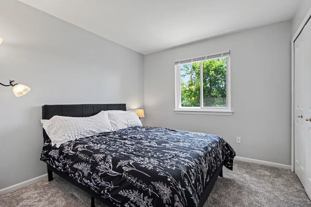 4976 N Ashford Way Pittsfield Charter Township MI 48197