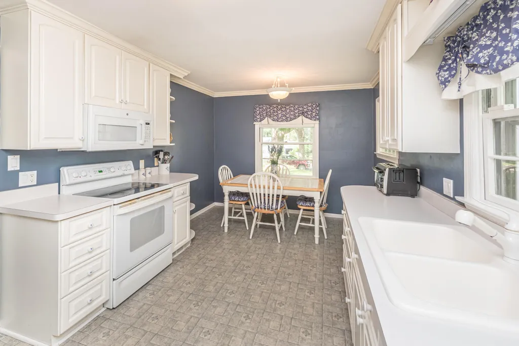 719 Sunset Road Ann Arbor City MI 48103