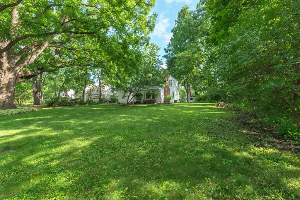 719 Sunset Road Ann Arbor City MI 48103