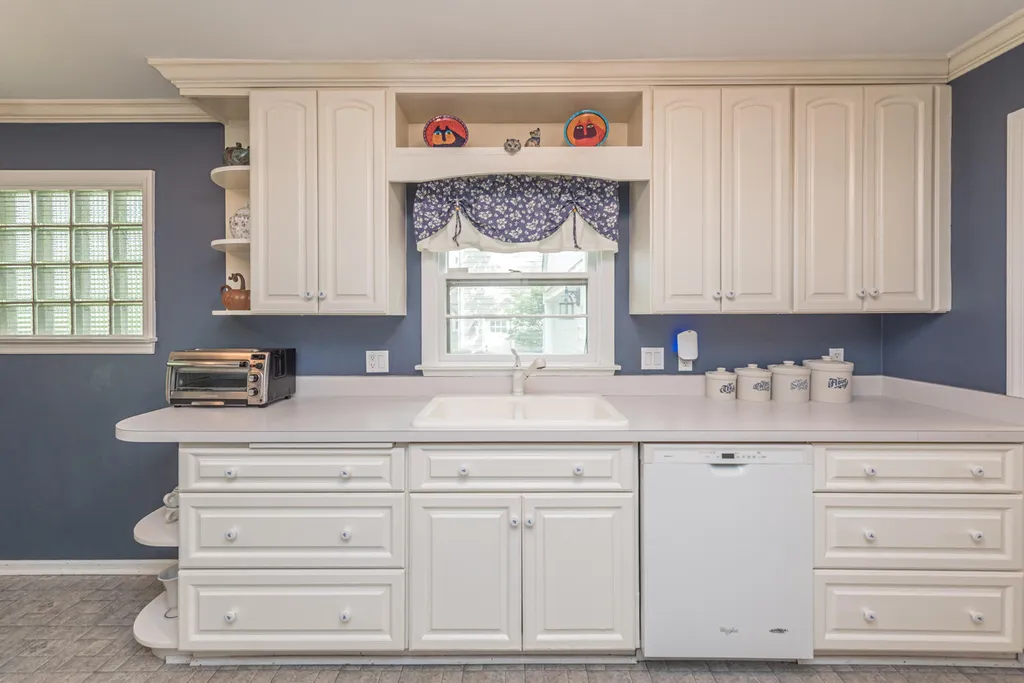 719 Sunset Road Ann Arbor City MI 48103