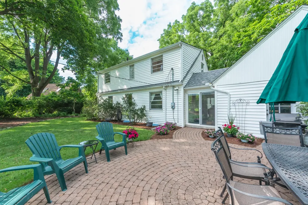 719 Sunset Road Ann Arbor City MI 48103