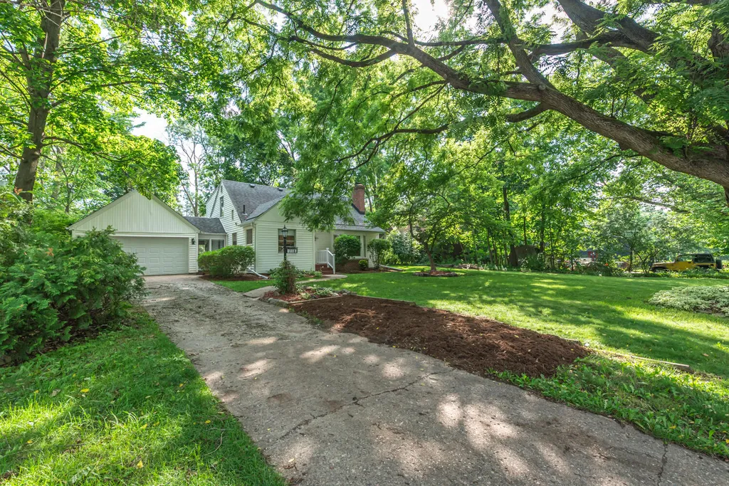 719 Sunset Road Ann Arbor City MI 48103