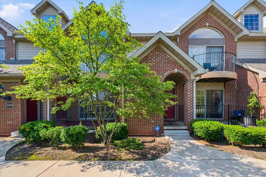 2910 Signature Boulevard Ann Arbor City MI 48103