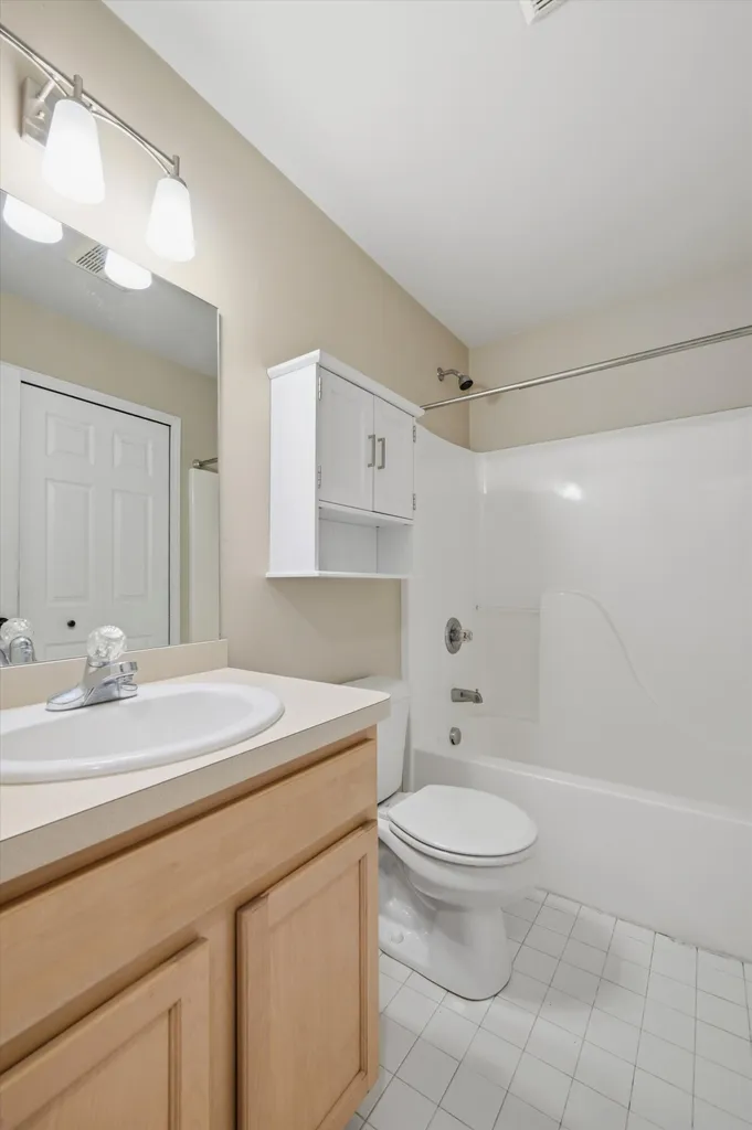 2910 Signature Boulevard Ann Arbor City MI 48103