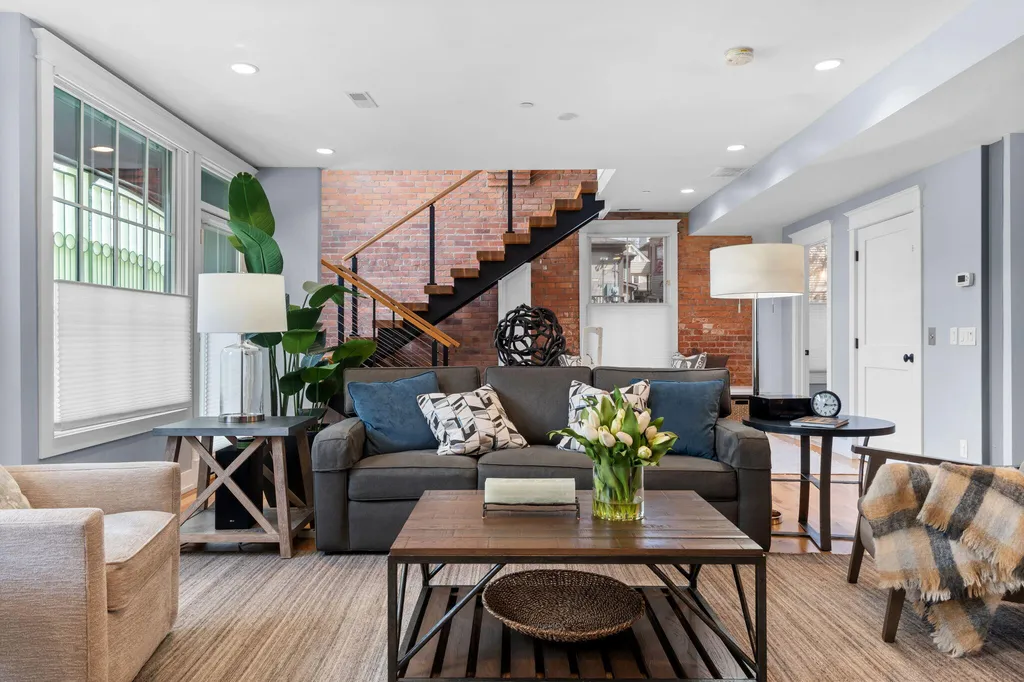 111 W Kingsley Street Ann Arbor City MI 48103