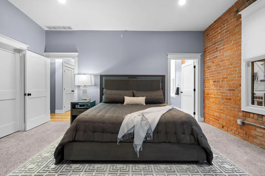 111 W Kingsley Street Ann Arbor City MI 48103