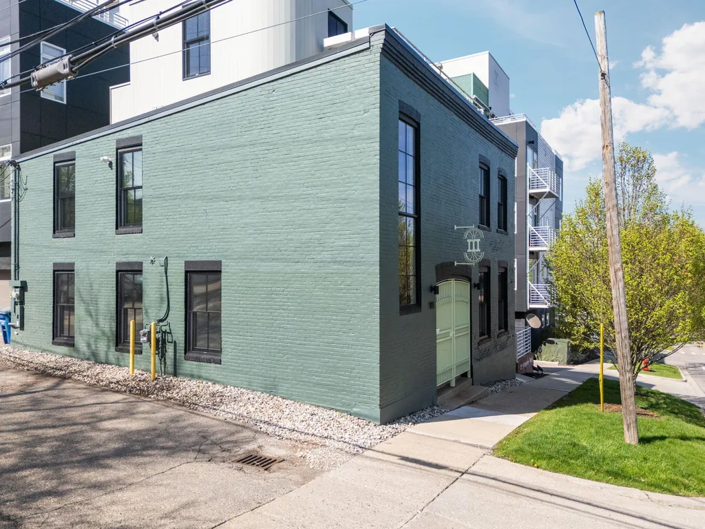 111 W Kingsley Street Ann Arbor City MI 48103