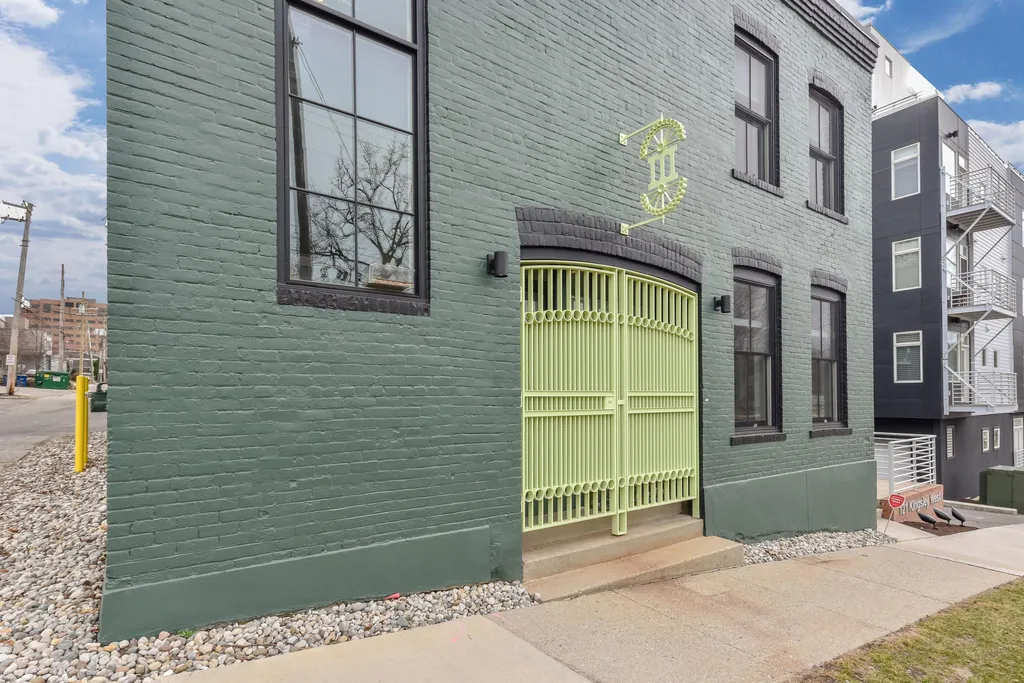 111 W Kingsley Street Ann Arbor City MI 48103