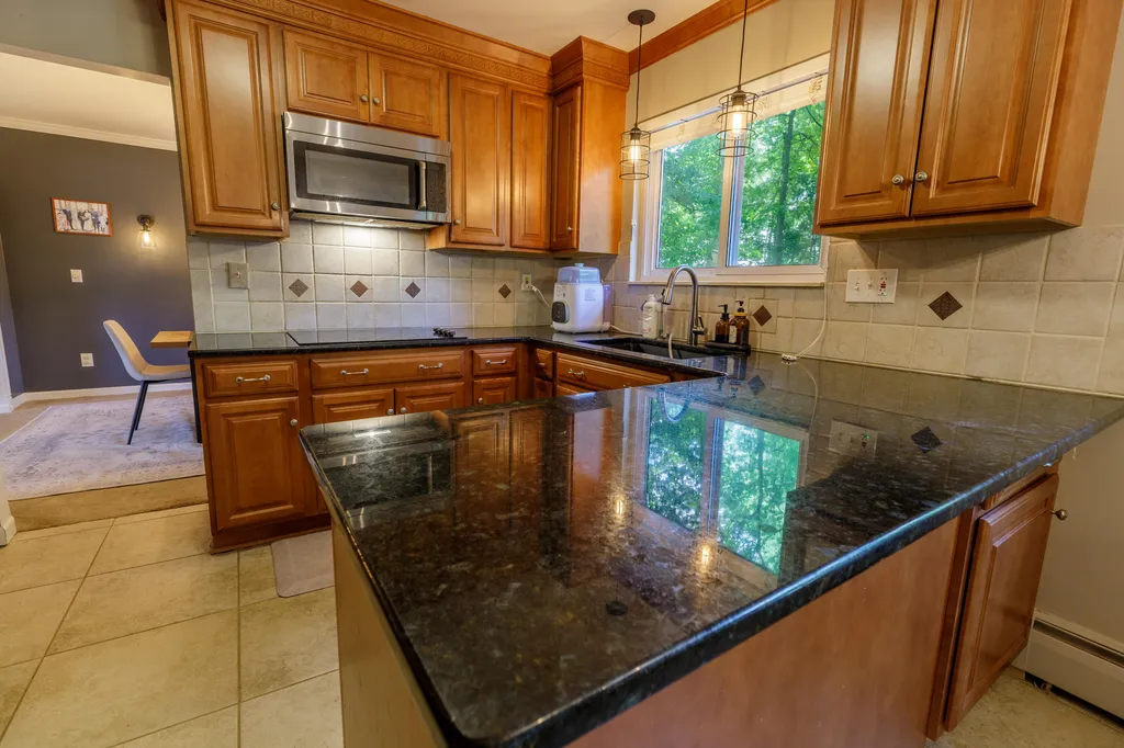37243 Maple Leaf Court Clinton Charter Township MI 48036