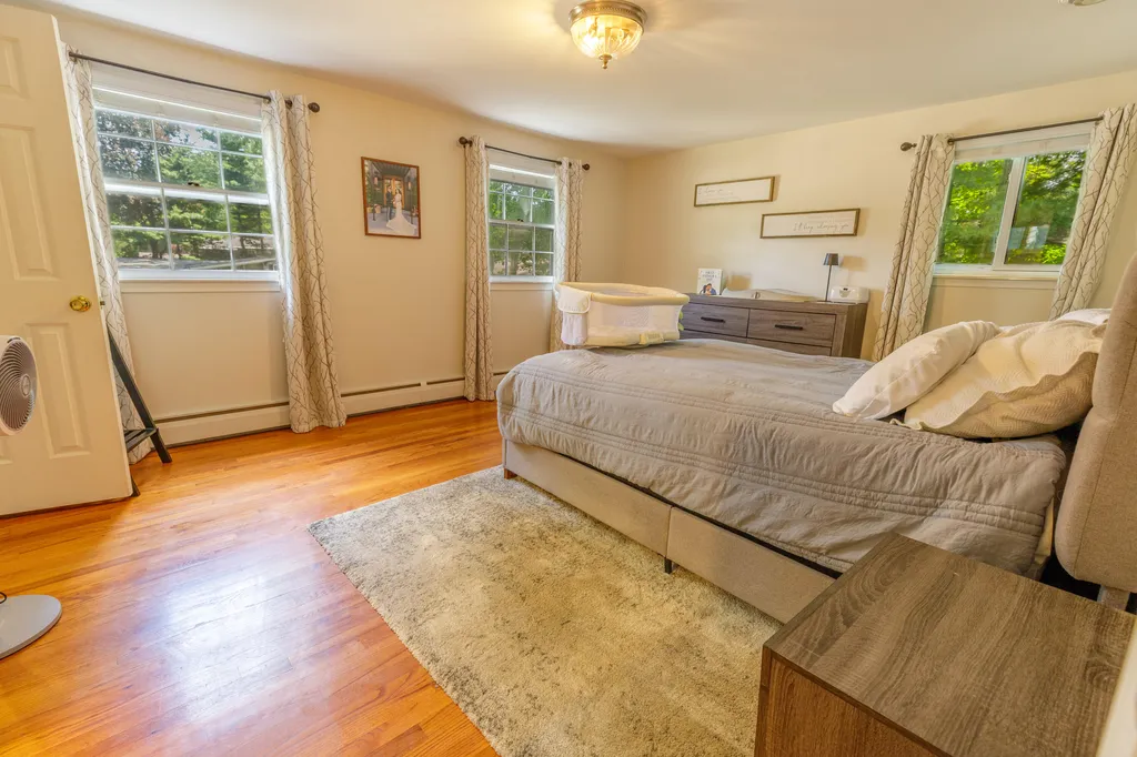37243 Maple Leaf Court Clinton Charter Township MI 48036