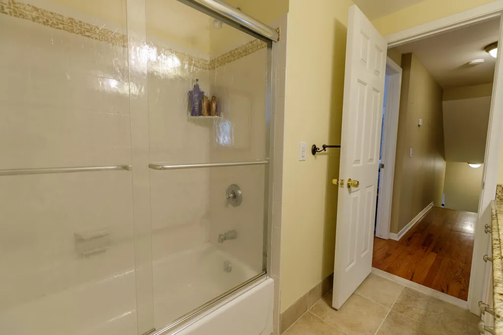 37243 Maple Leaf Court Clinton Charter Township MI 48036
