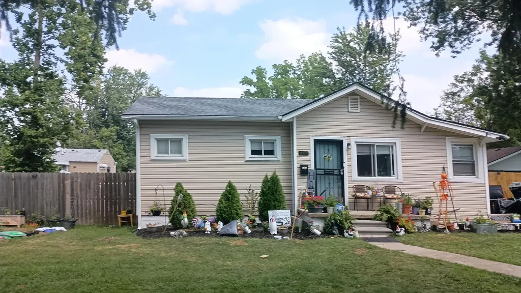25948 Penn Street Inkster City MI 48141