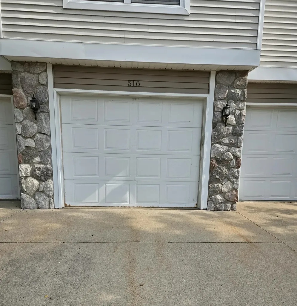 516 Boulderstone Lane Chelsea City MI 48118