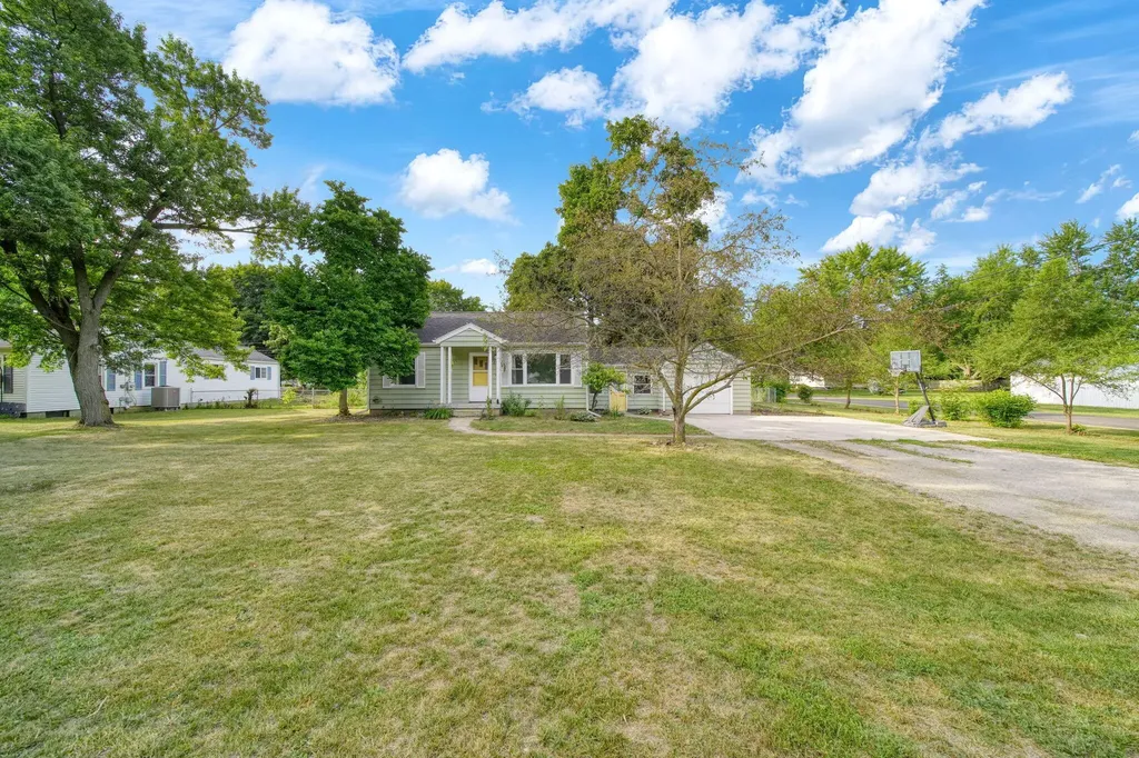 2519 Airport Road Madison Charter Township MI 49221