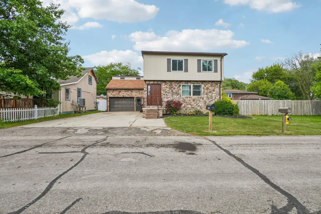 3559 Baycrest Drive Frenchtown Township MI 48162