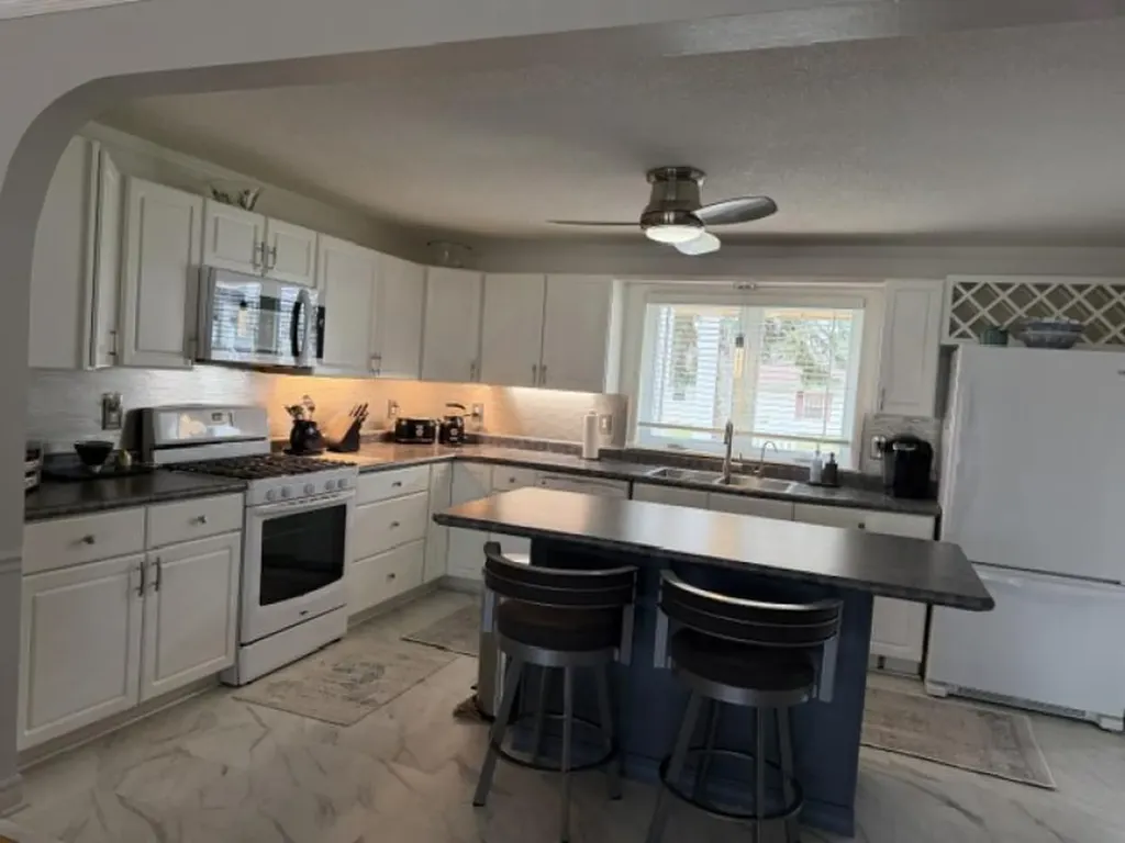 9156 Sue Drive Caseville Township MI 48755
