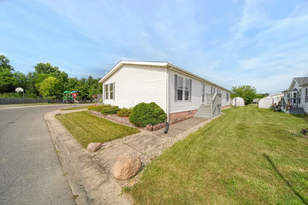 280 Stieff Adrian City MI 49221