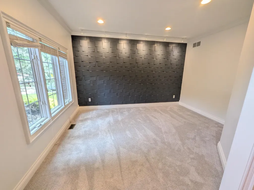 46815 Grand Oak Court Canton Charter Township MI 48187