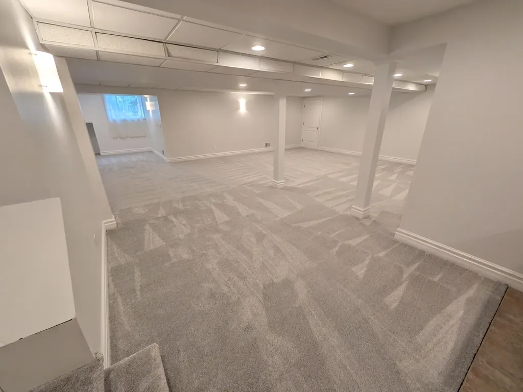 46815 Grand Oak Court Canton Charter Township MI 48187