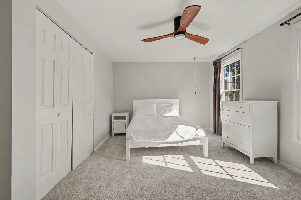 3572 Whispering Oaks Drive Pittsfield Charter Township MI 48108