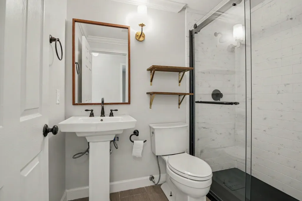 3572 Whispering Oaks Drive Pittsfield Charter Township MI 48108