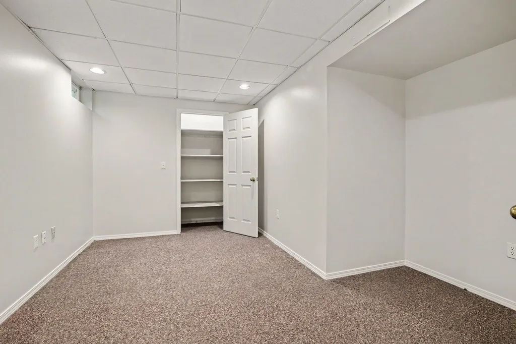 3572 Whispering Oaks Drive Pittsfield Charter Township MI 48108