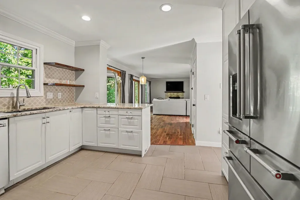 3572 Whispering Oaks Drive Pittsfield Charter Township MI 48108
