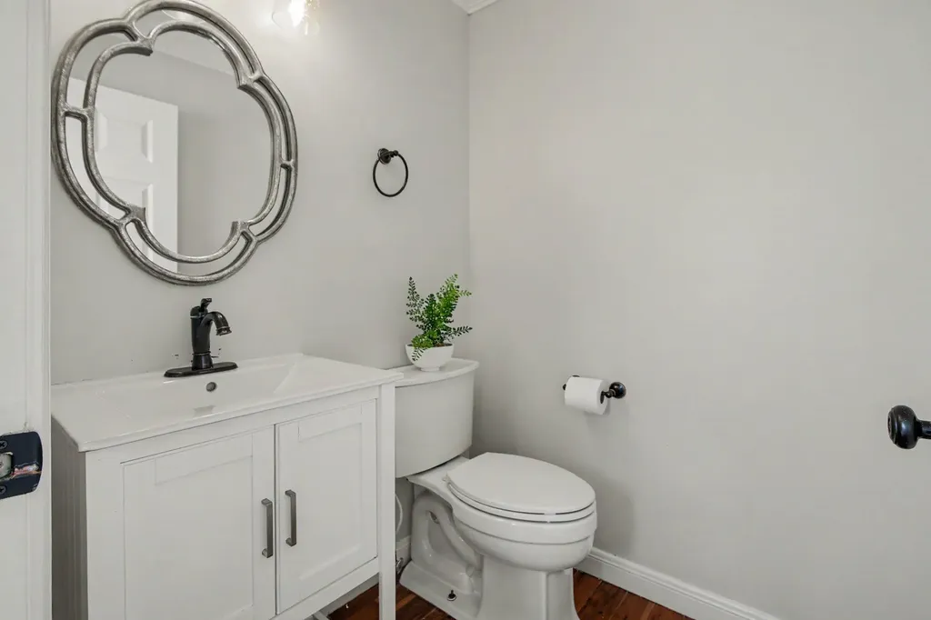 3572 Whispering Oaks Drive Pittsfield Charter Township MI 48108
