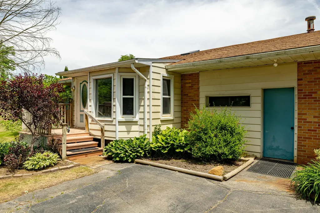 6272 Earhart Road Northfield Township MI 48105