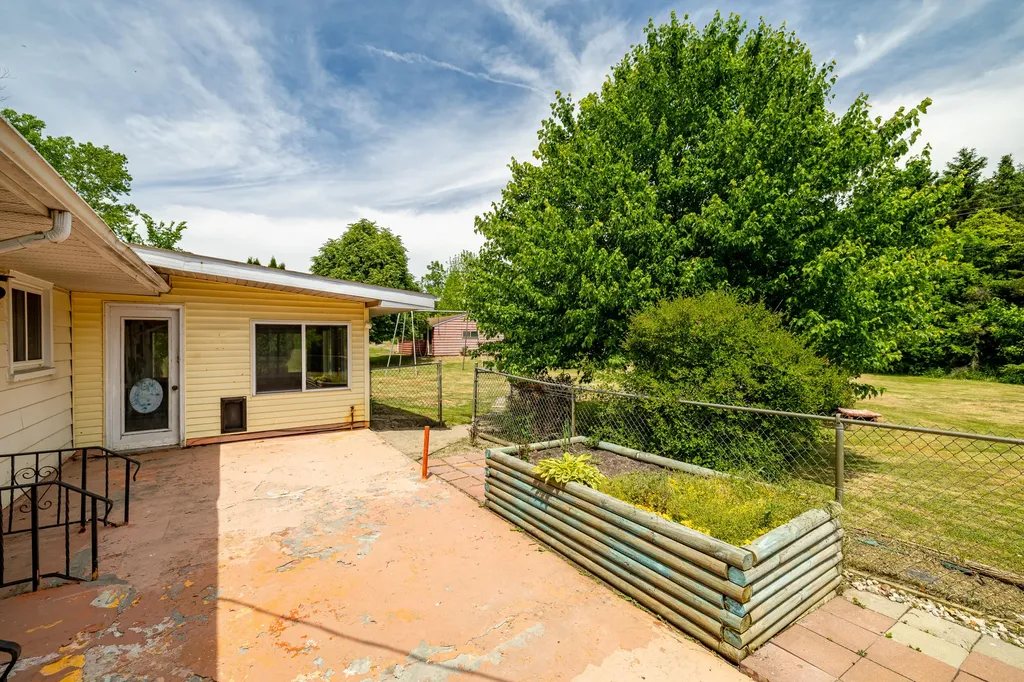 6272 Earhart Road Northfield Township MI 48105